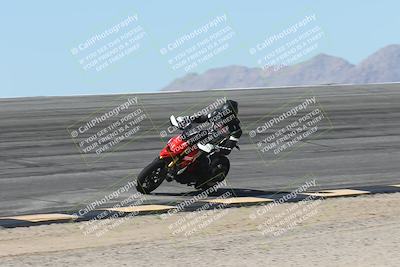 media/Oct-13-2025-Moto Forza (Mon) [[a66d839500]]/4-C Group/Session 2 (Bowl)/